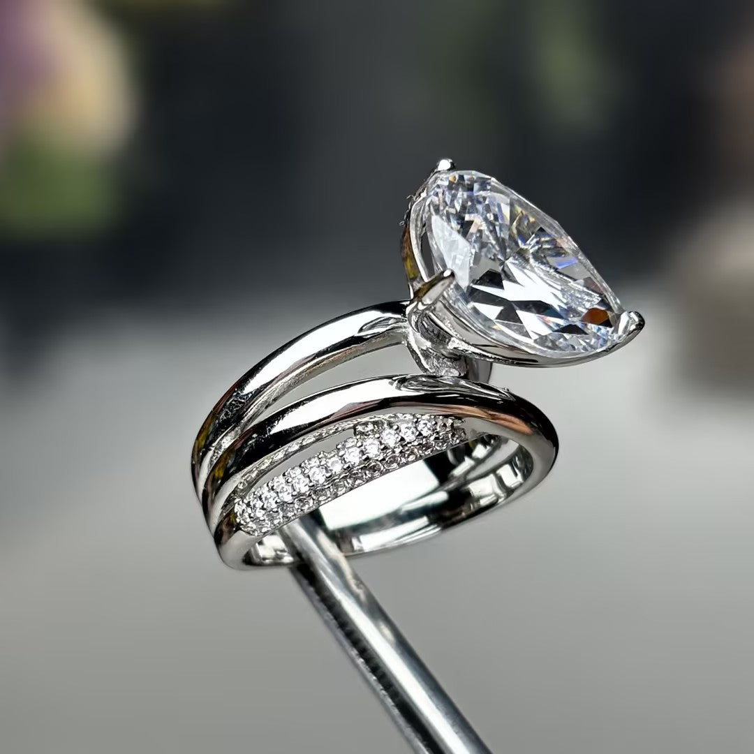 Stylish 6 ctw Pear Cut White Gemstone Elegant Engagement Ring -JOSHINY