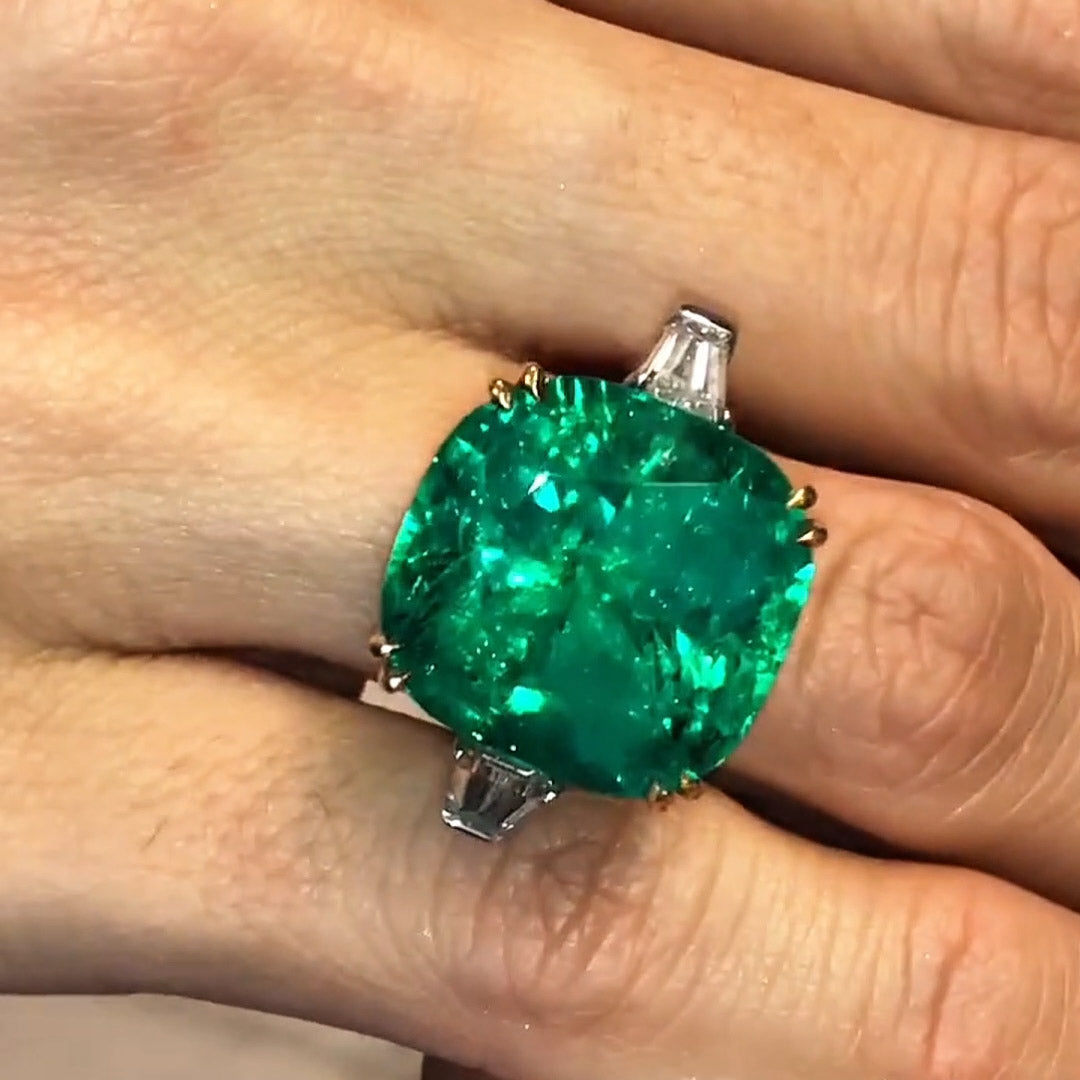 12ct Cushion Cut ‘Green Lantern’ Gemstone Engagement Ring -JOSHINY