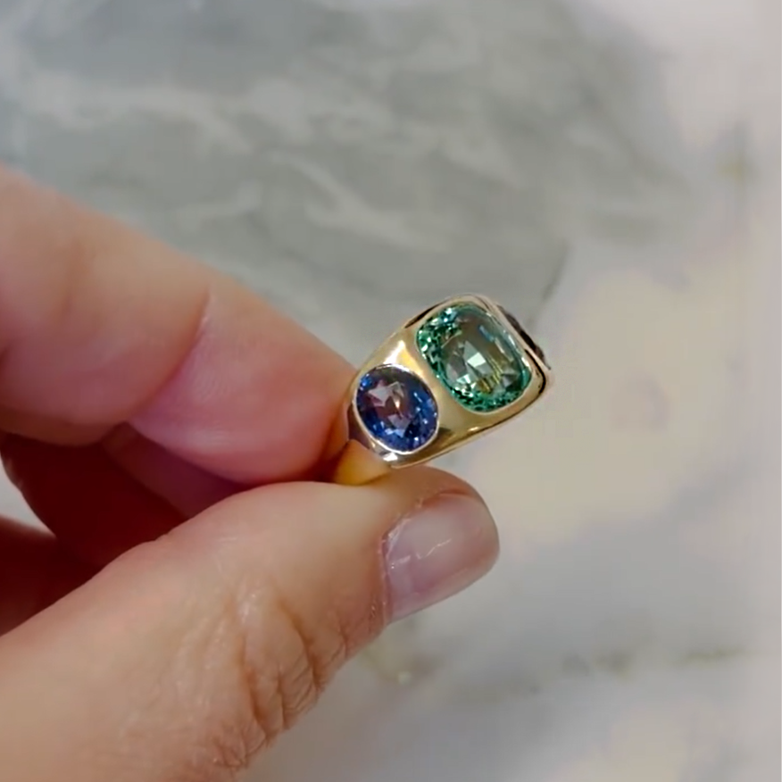 5ctw Cushion&Oval Cut Red&Green&Blue Vintage Three-Stone Gemstone Ring -JOSHINY