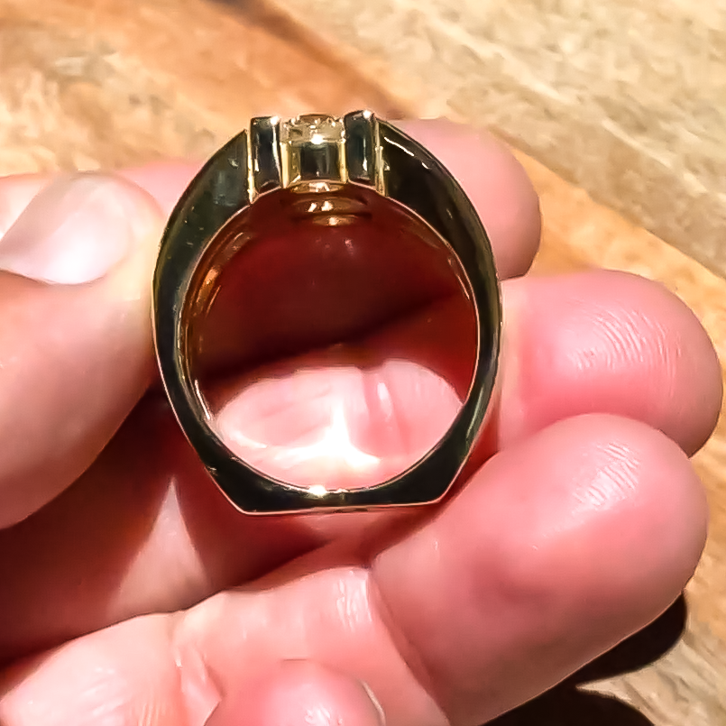 Fashion 4.2 ctw Round Cut White Gemstone Ring for Men and Women -JOSHINY