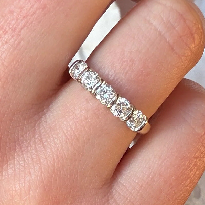 1.0ctw Round Cut 5 Stone Inlay Modern Eternity Band-JOSHINY