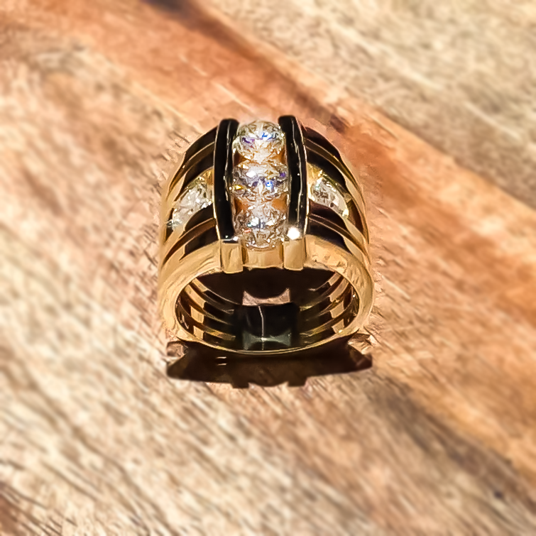 Fashion 4.2 ctw Round Cut White Gemstone Ring for Men and Women -JOSHINY