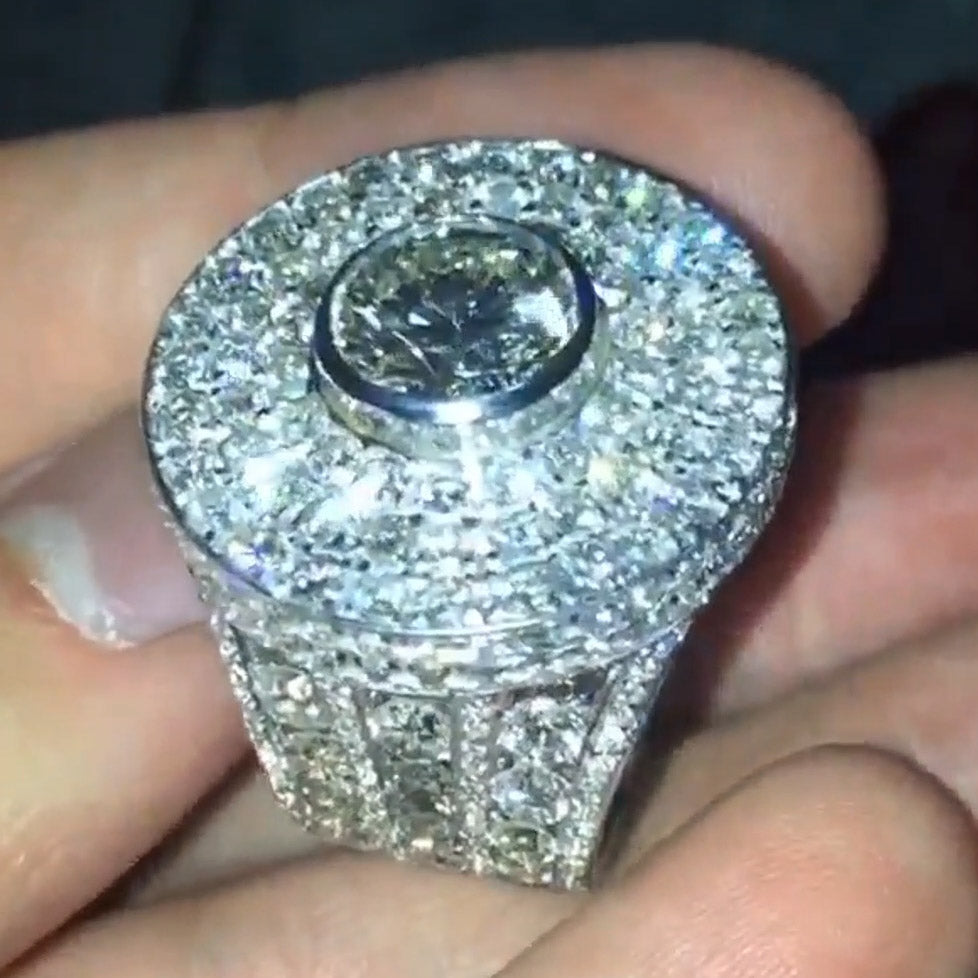 4.5ctw Round Cut Pavé Luxury Ring-JOSHINY