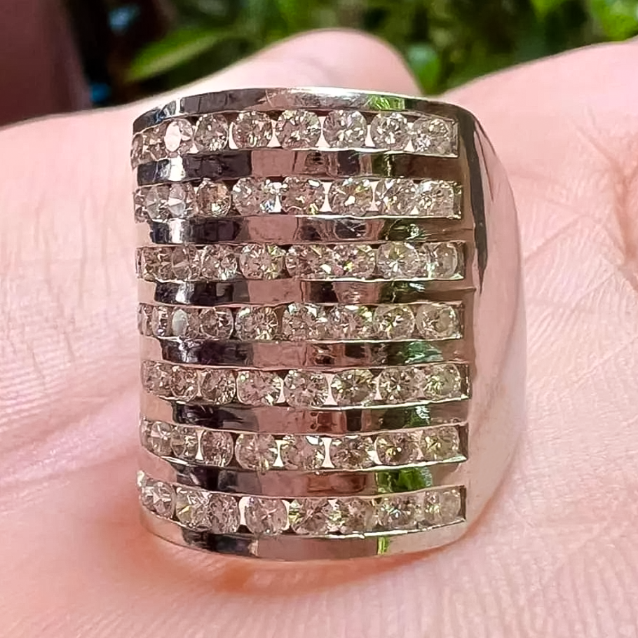 Stylish 5 ctw Round Cut White Gemstone Ring -JOSHINY