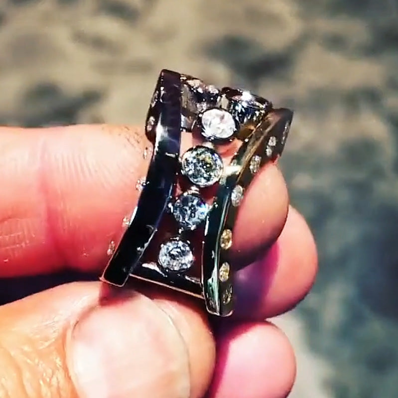 1.15ctw Round Cut Bezel Set Art Gallery Ring-JOSHINY