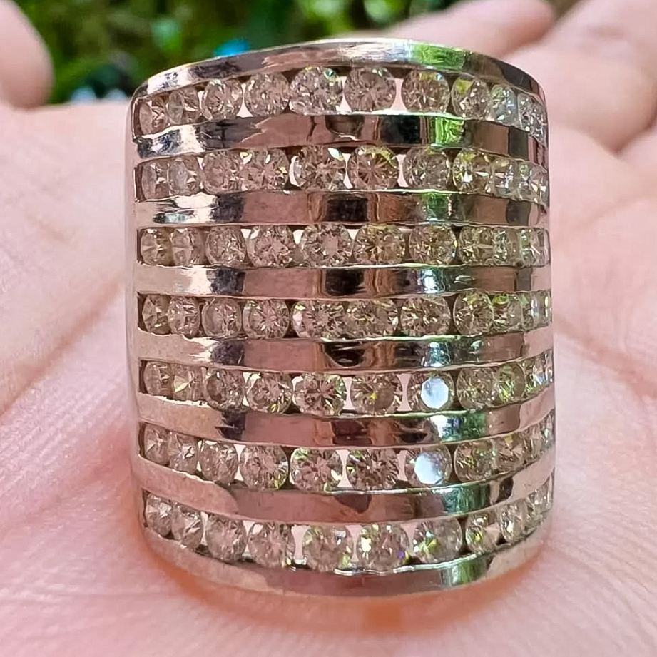 Stylish 5 ctw Round Cut White Gemstone Ring -JOSHINY