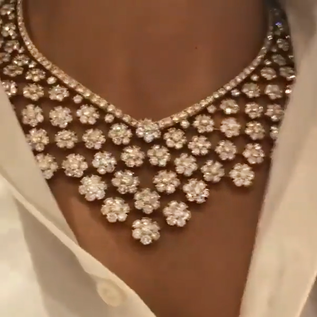 Gorgeous 75 ctw Round Cut White Gemstone Elegant Cluster Necklace -JOSHINY