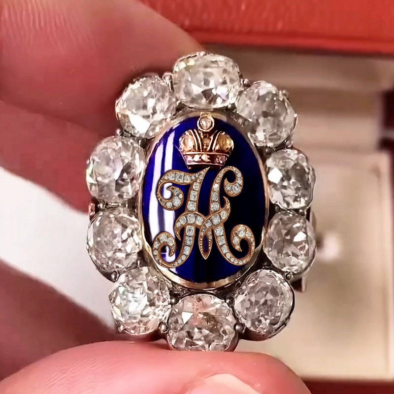 10ctw Old Mine Cut Royal Emblem Gemstone Ring (Customizable Letters) - JOSHINY