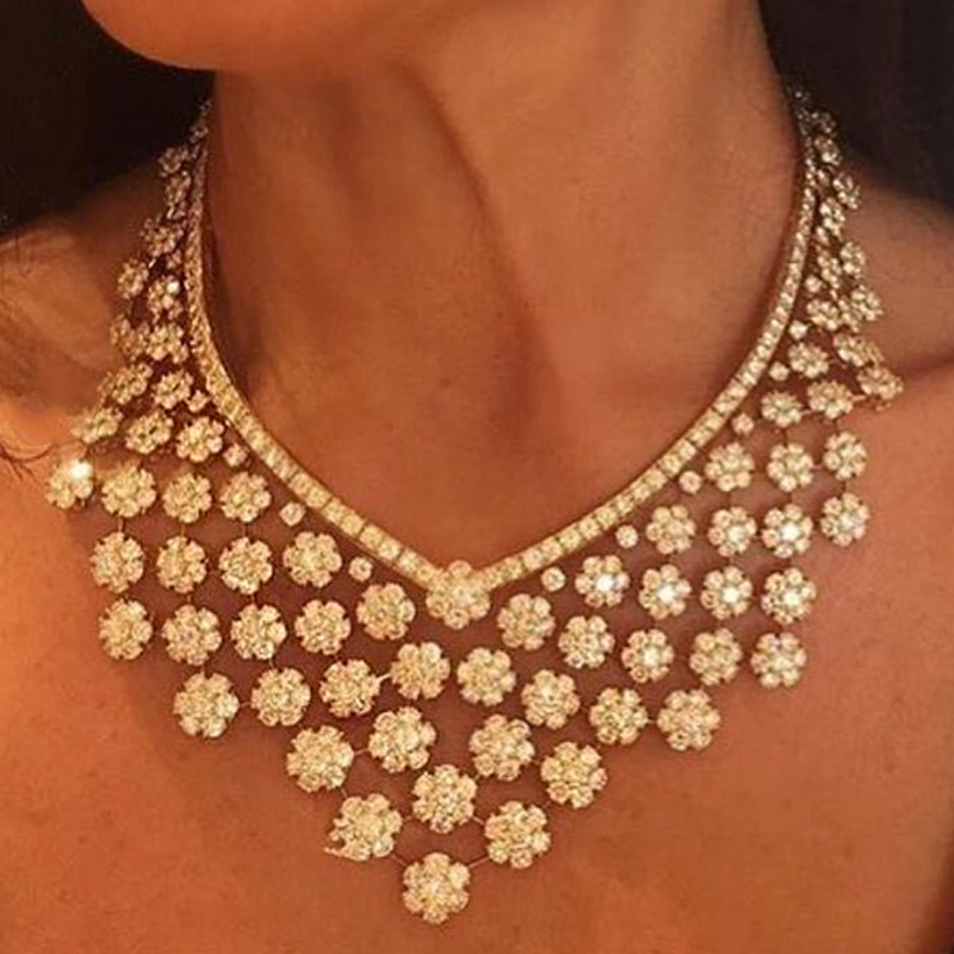 Gorgeous 75 ctw Round Cut White Gemstone Elegant Cluster Necklace -JOSHINY