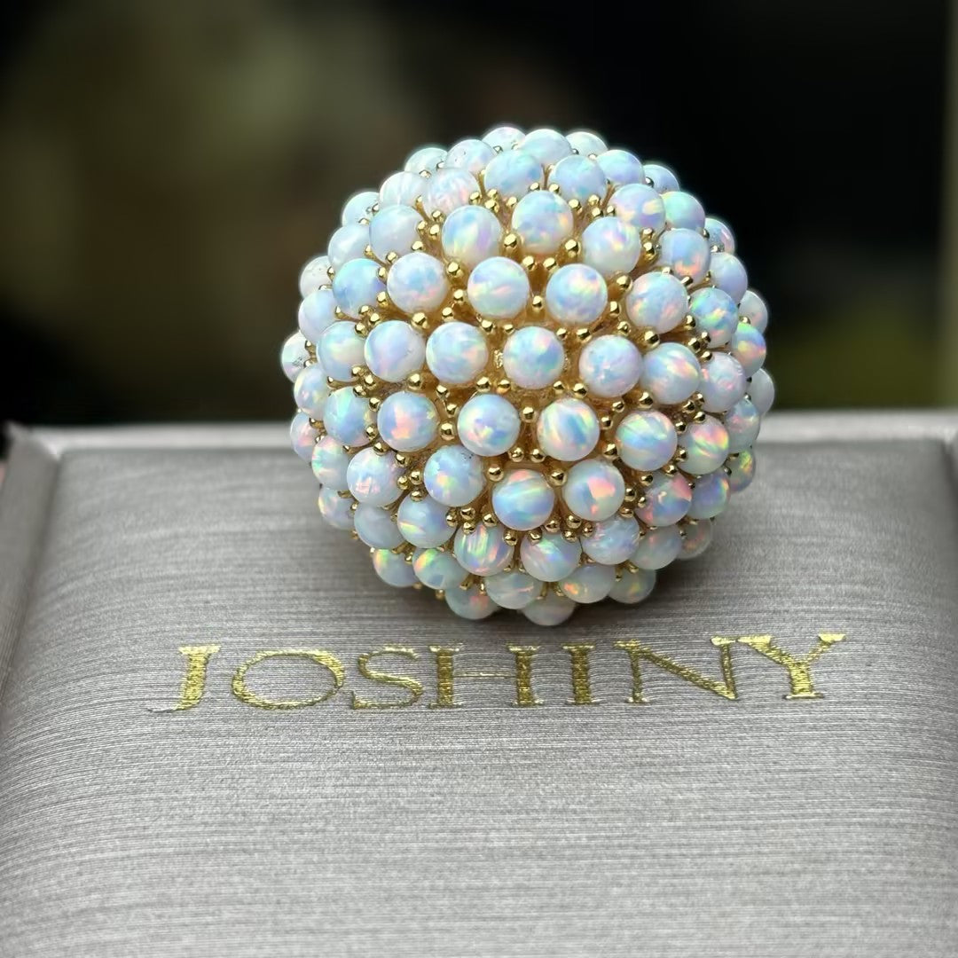 A captivating cabochon opal ring-JOSHINY