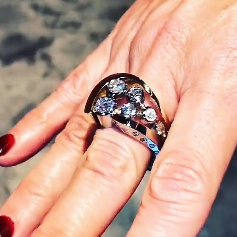 1.15ctw Round Cut Bezel Set Art Gallery Ring-JOSHINY