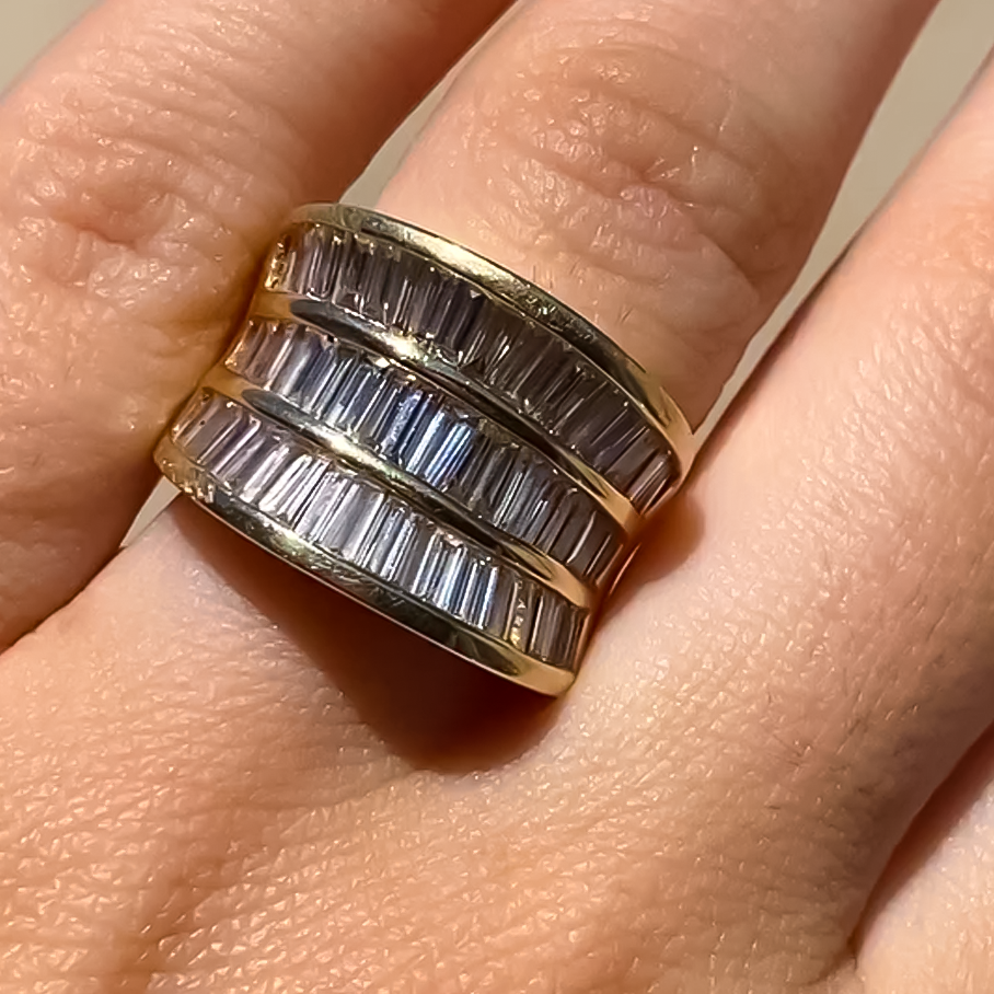 Stylish 2 ctw Trapezoidal Cut White Gemstone Pavé Ring -JOSHINY