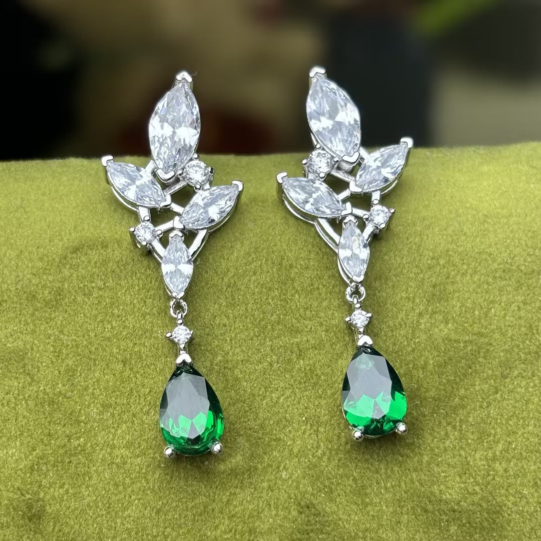 8ctw Pear Cut Emerald Geometric Earrings