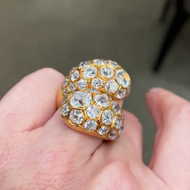 15 ctw Vintage Round Cut White Gemstone Gold Bypass Ring -JOSHINY