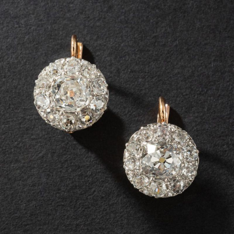 4.5ctw Cushion Cut Vintage White Gemstone Drop Earrings