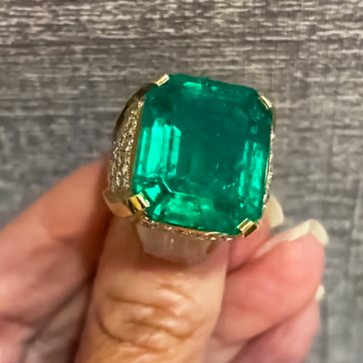 Gorgeous 20 ctw Emerald Cut Emerald Pavé Cocktail Ring -JOSHINY