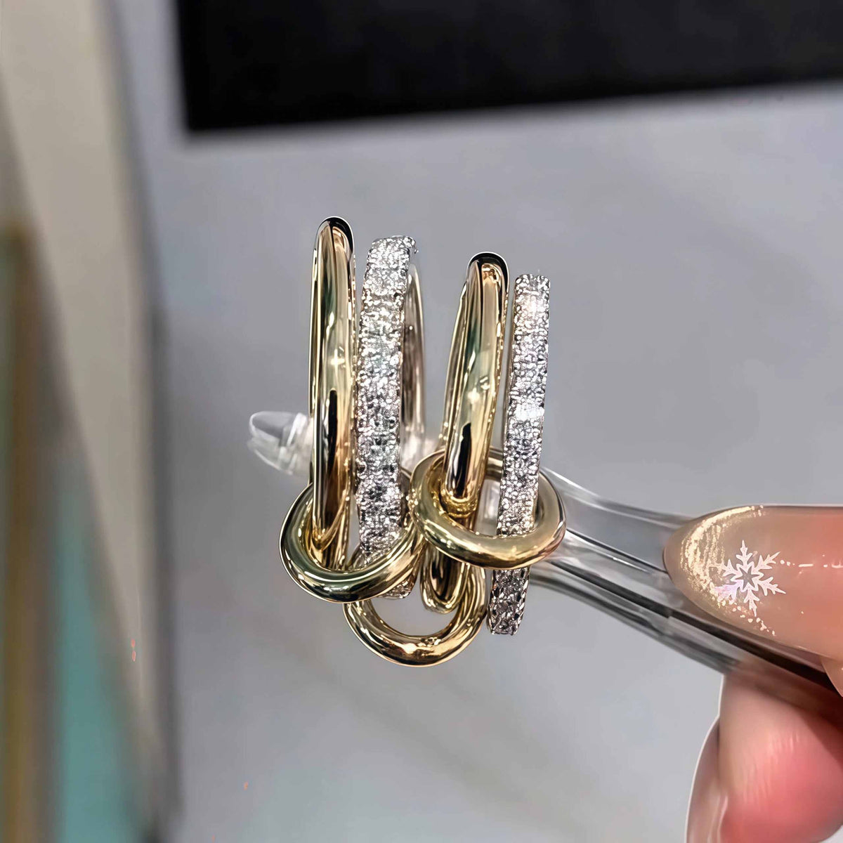 1ctw two-tone interwoven ring-JOSHINY