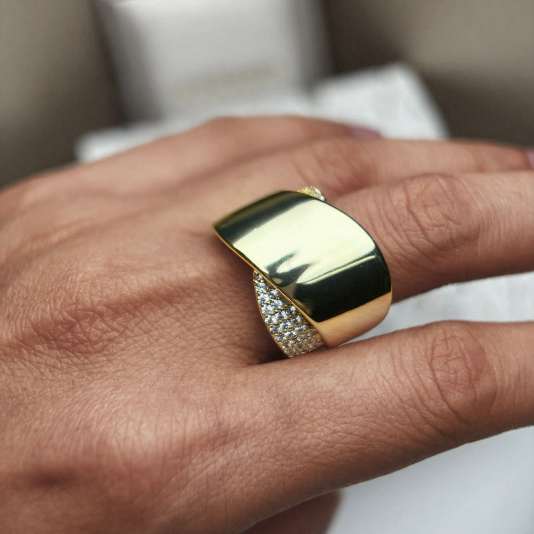 Stylish 1 ctw Round Cut White Gemstone Pavé Ring -JOSHINY