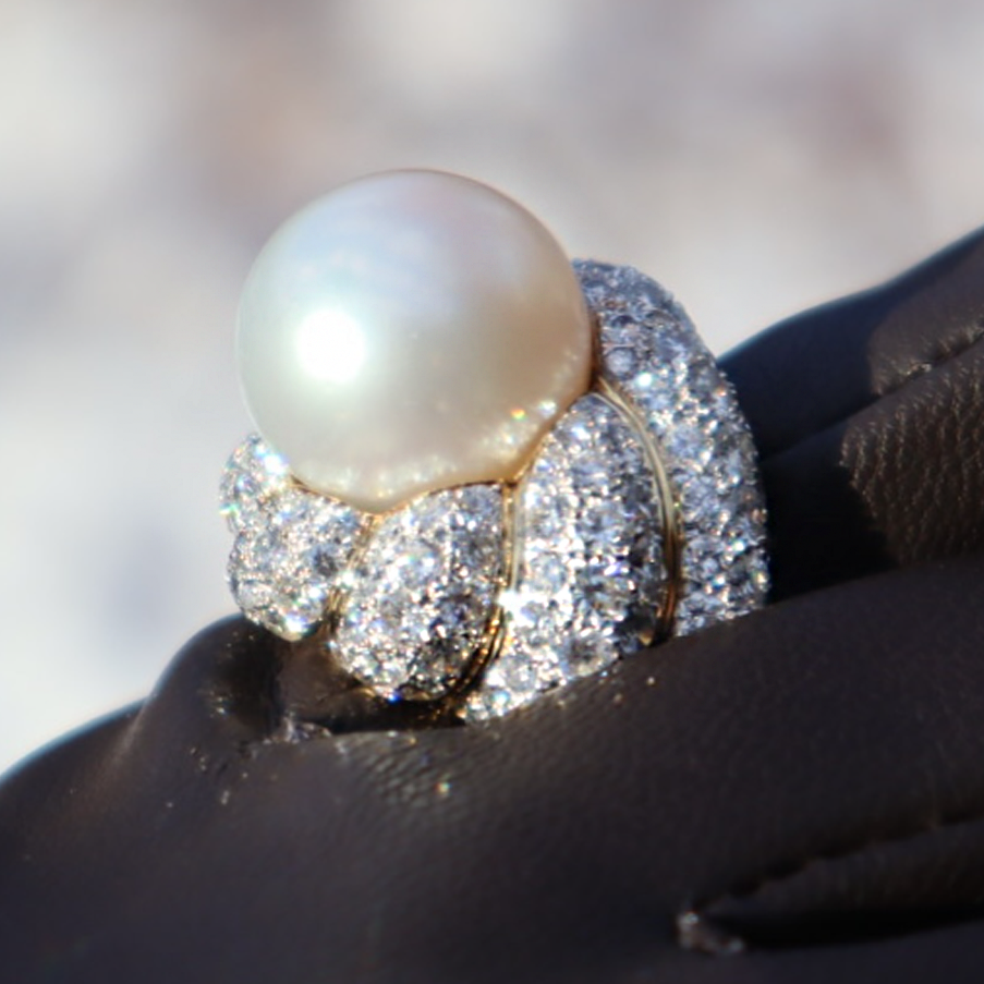 Gorgeous 3 ctw Round Cut White Gemstone & Pearl Ring -JOSHINY