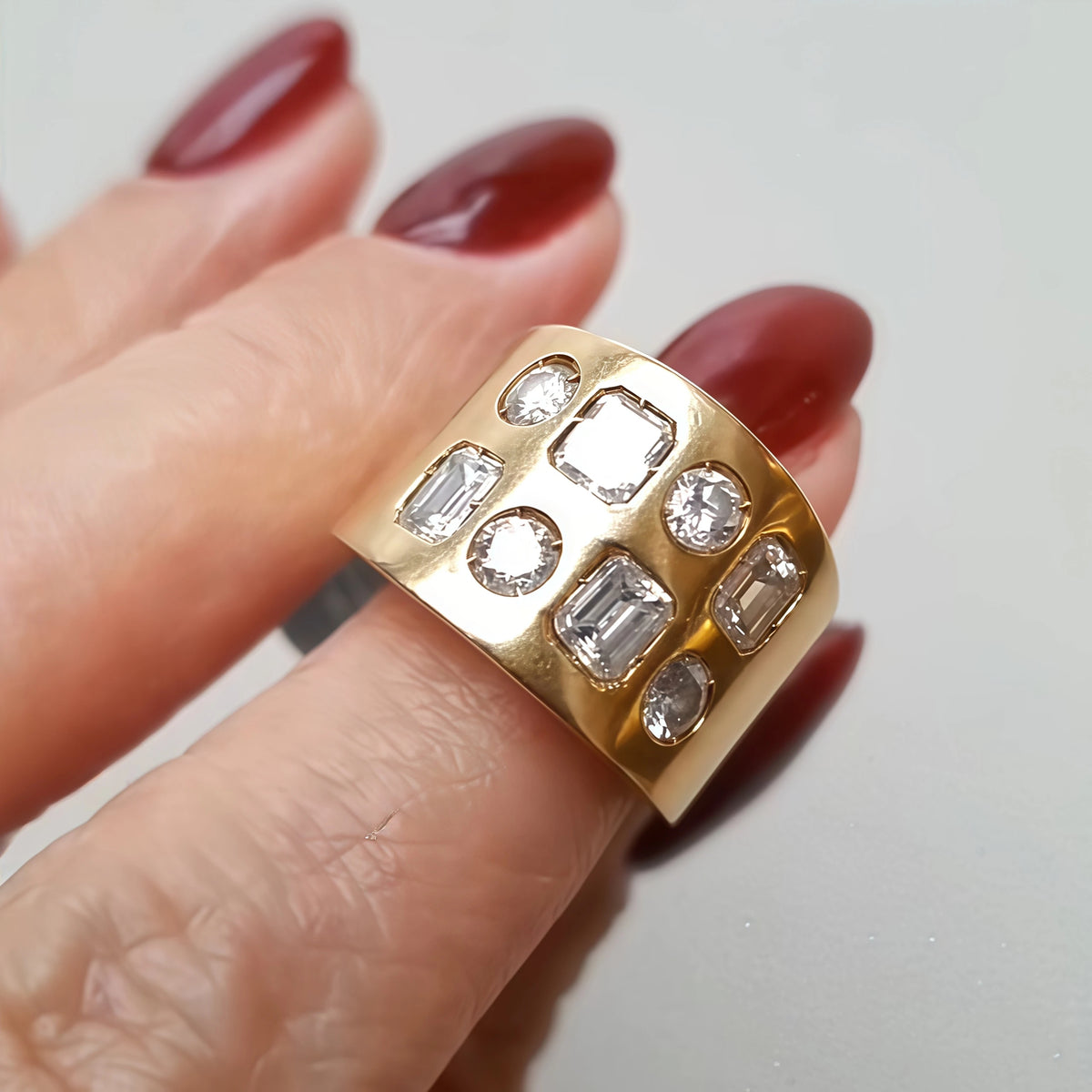 https://jomalls.oss-cn-hangzhou.aliyuncs.com/console/product/2609/22/18tuoo0-gu35rr-muc04xua.jpg