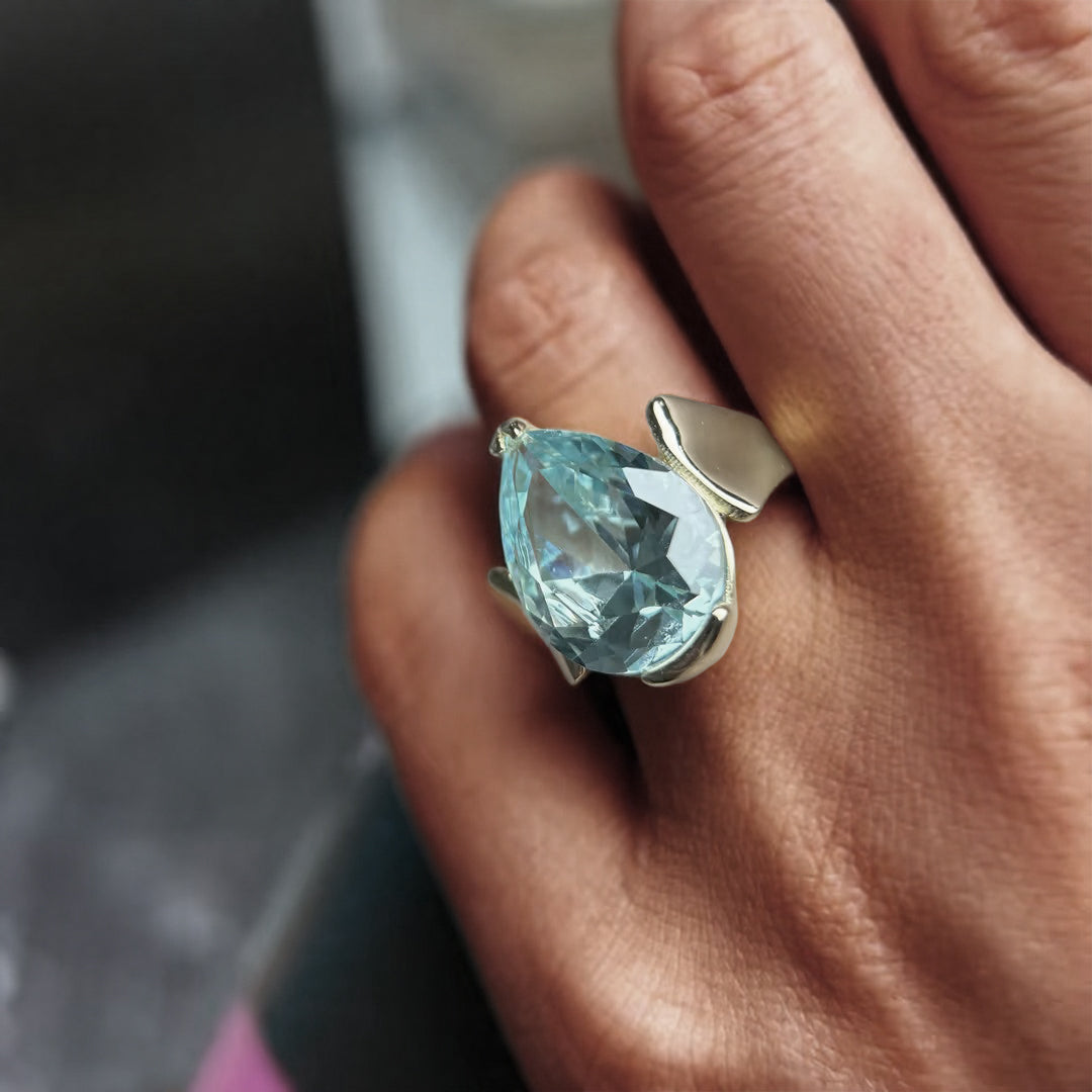 6.0Ct Pear Cut Aquamarine Single Stone Ring-JOSHINY