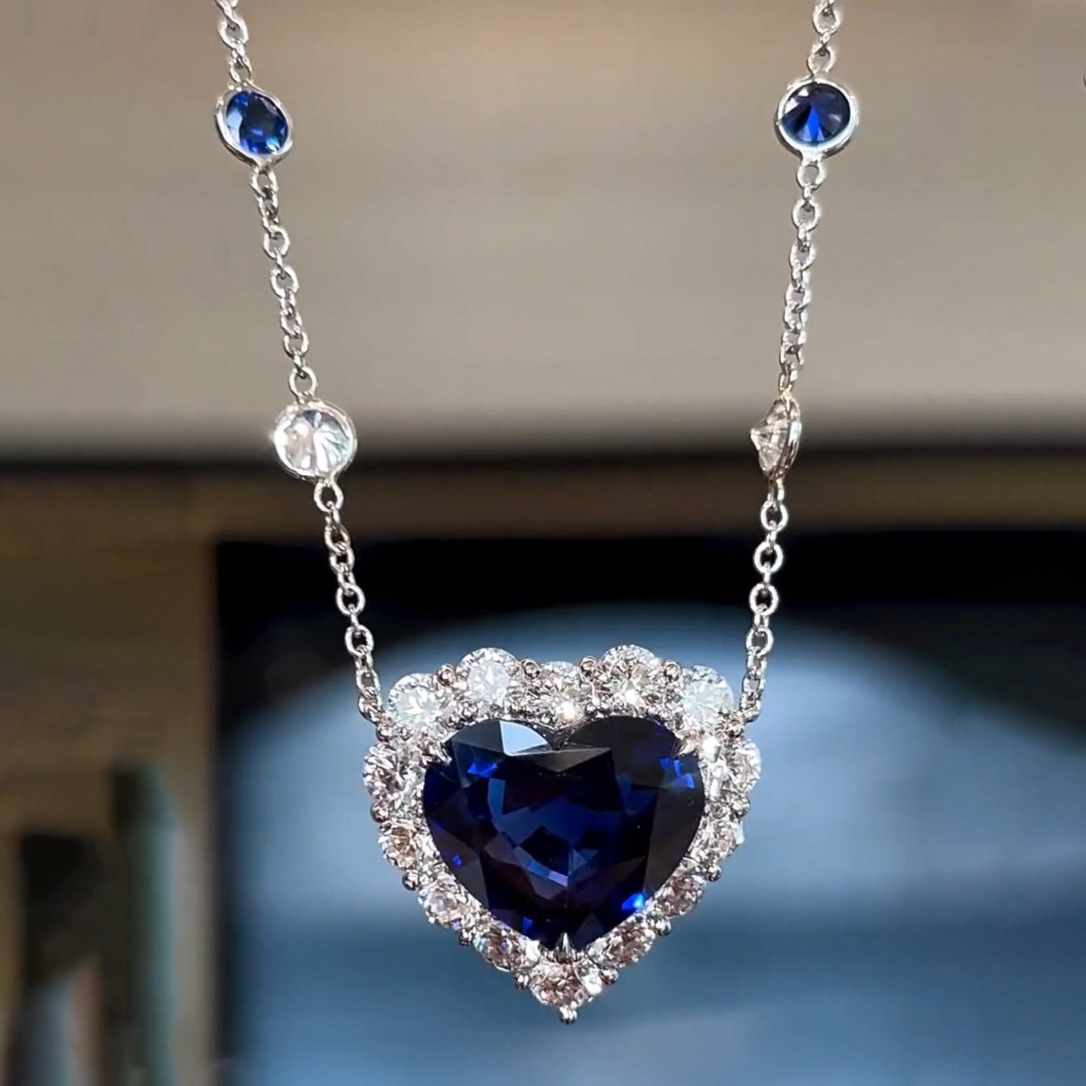 9.0ct Heart Blue Gemstone Pendant Necklace -JOSHINY