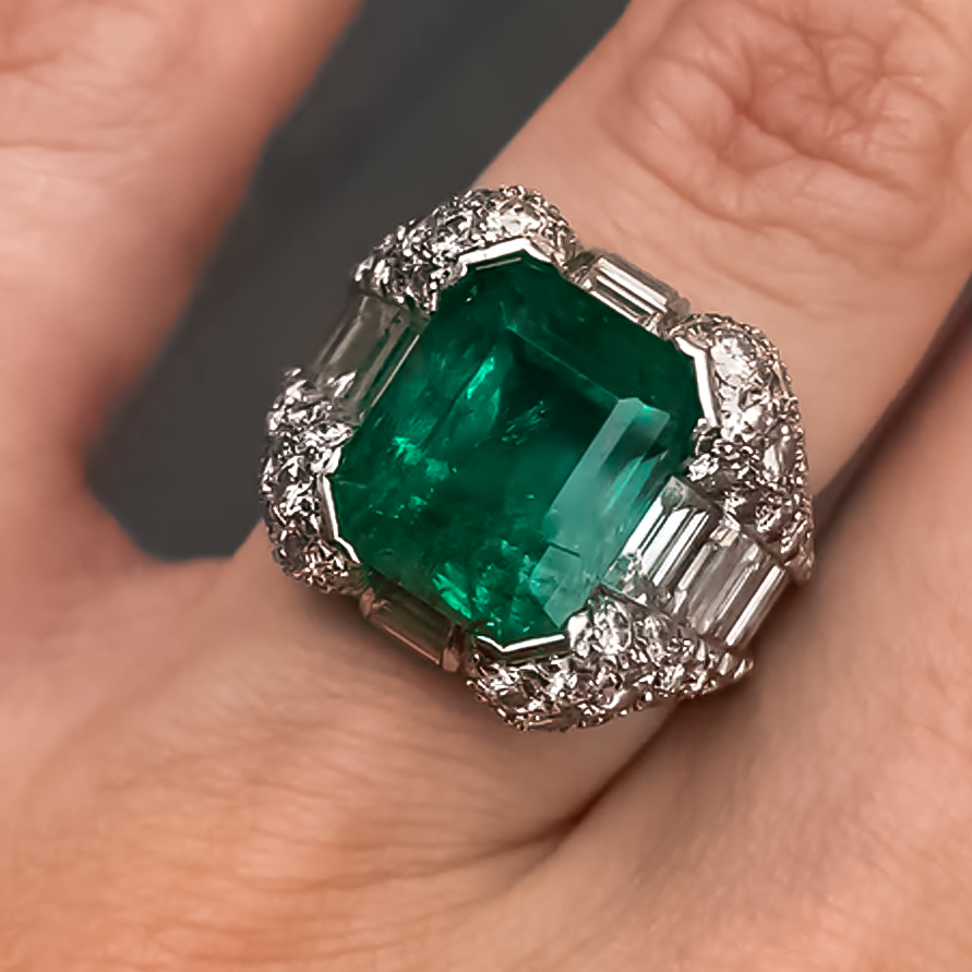 Gorgeous 8 ctw Emerald & Baguette & Round Cut Emerald & White Gemstone Ring -JOSHINY