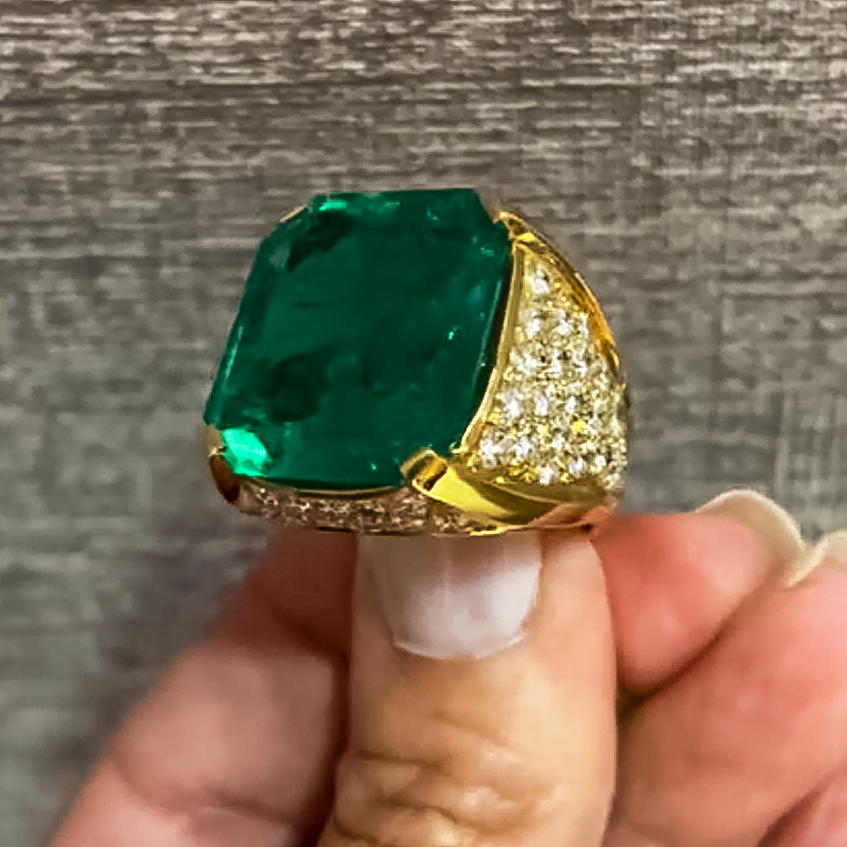 Gorgeous 20 ctw Emerald Cut Emerald Pavé Cocktail Ring -JOSHINY