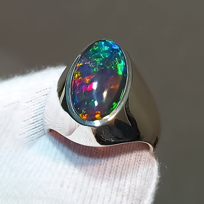 Minimalist 5 ctw Opal Ring for Men and Women -JOSHINY