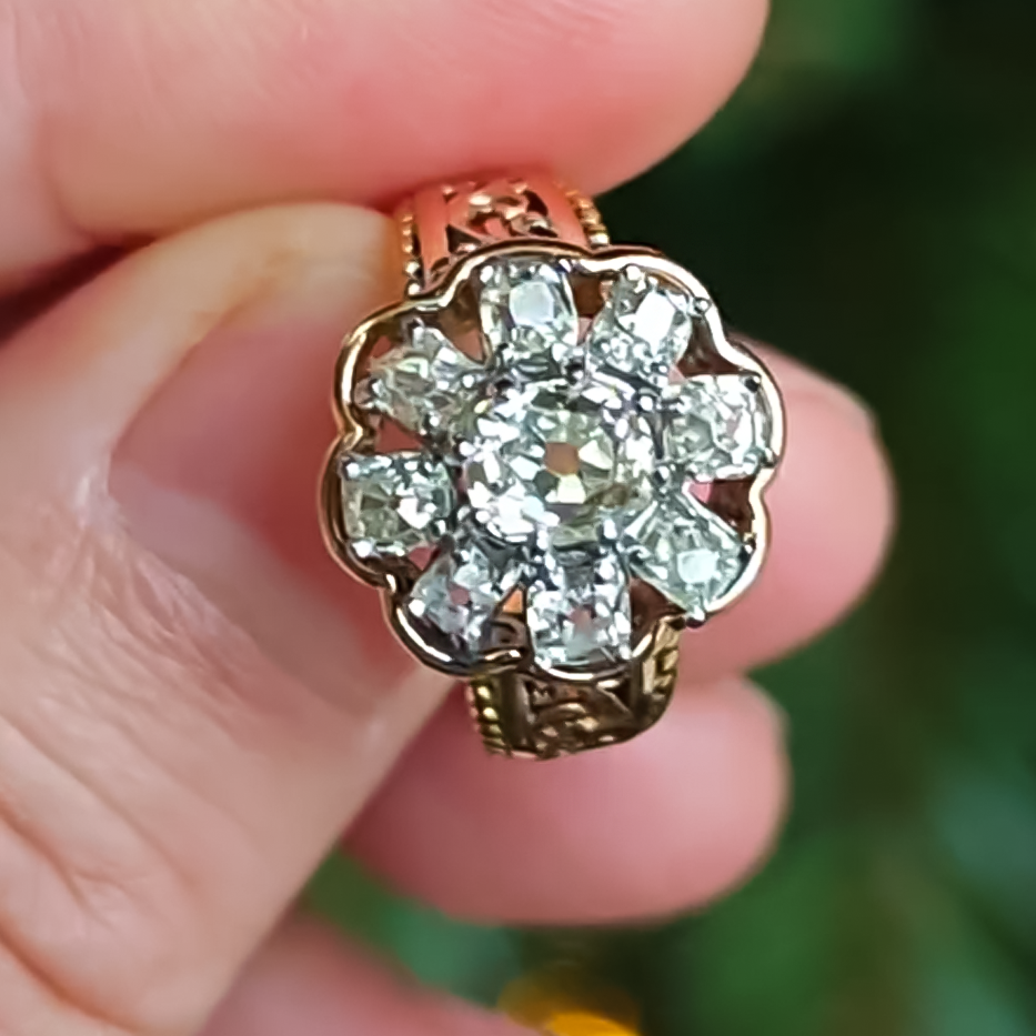 Vintage 1.5 ctw Round Cut White Stone Engagement Ring -JOSHINY