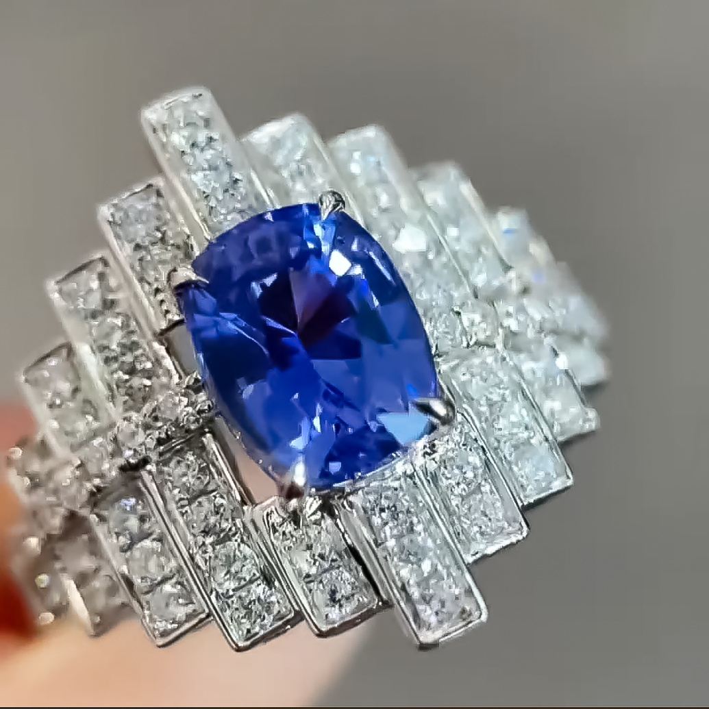 Elegant 4 ctw Oval Cut Sapphire Ring -JOSHINY