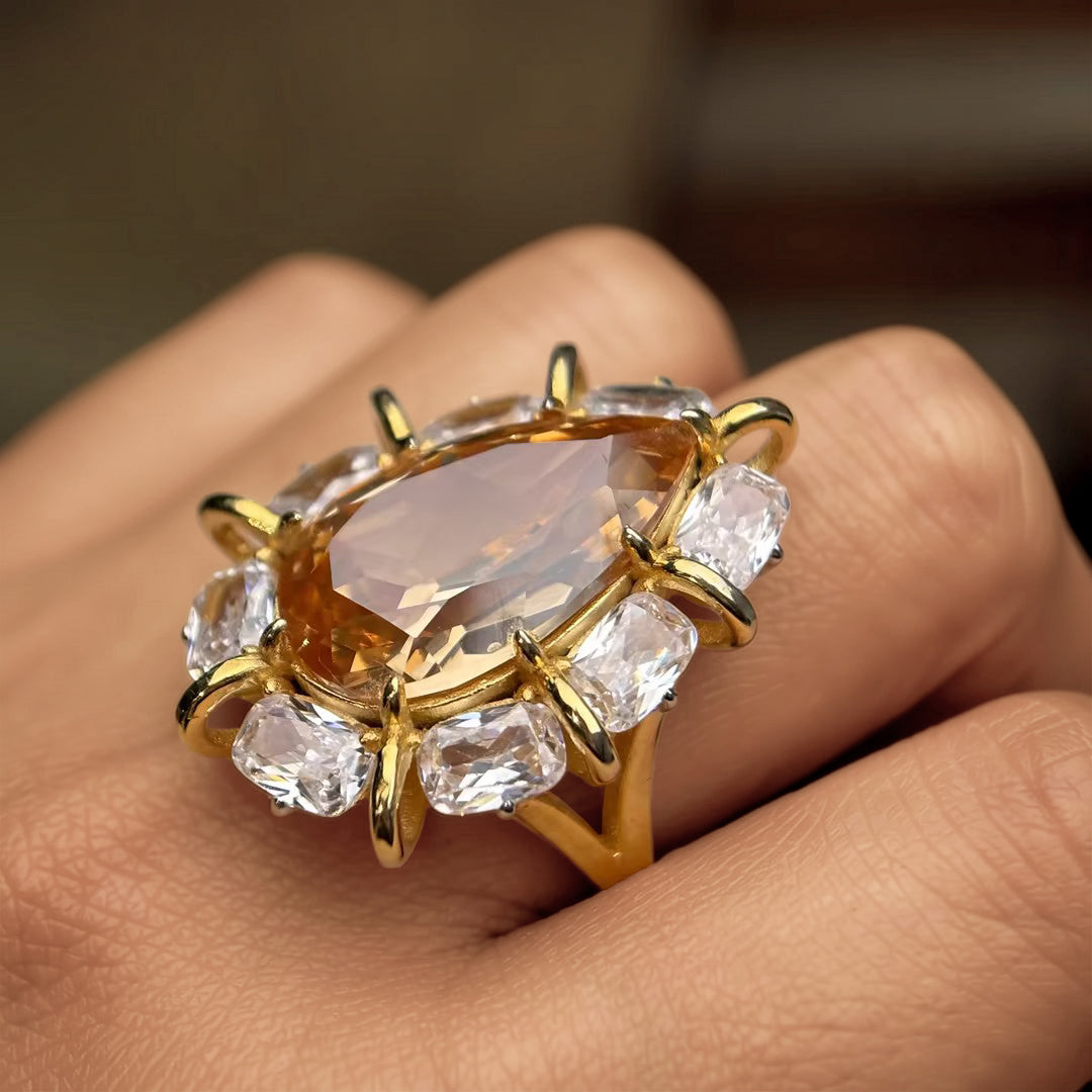 7.26Ctw Pear-shaped yellow gemstone ring-JOSHINY