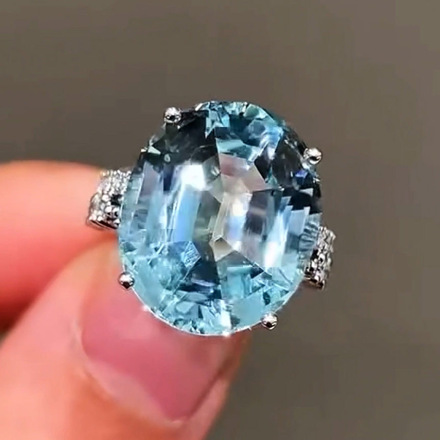 Very beautiful 10ctw oval cut aquamarine ring -JOSHINY