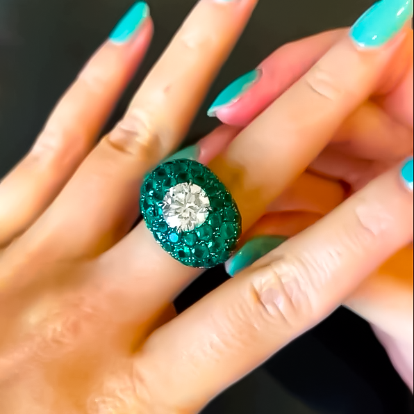 Vintage 8 ctw Round Cut White Gemstone & Emerald Cocktail Ring -JOSHINY