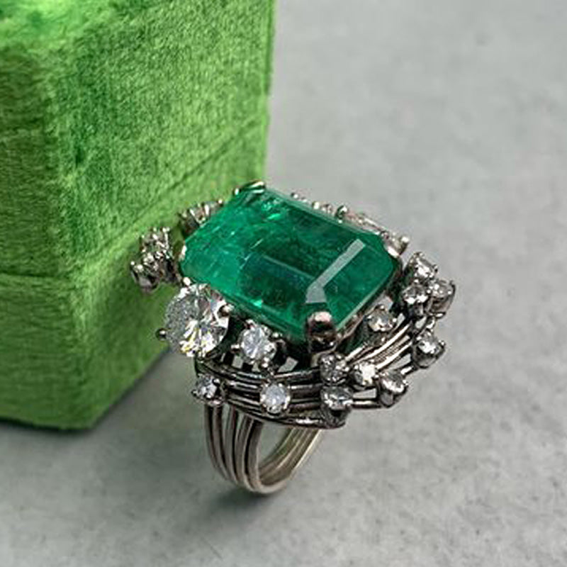 8.0ctw Medieval Style Emerald Gemstone Ring -JOSHINY