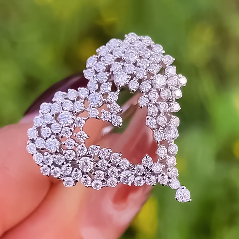 Charming 2 ctw Round Cut White Gemstone Heart Cluster Ring -JOSHINY