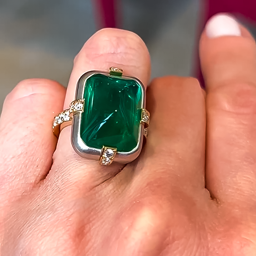 Fashion 12 ctw Emerald Sugar Loaf Cut Ring for Men and Women -JOSHINY