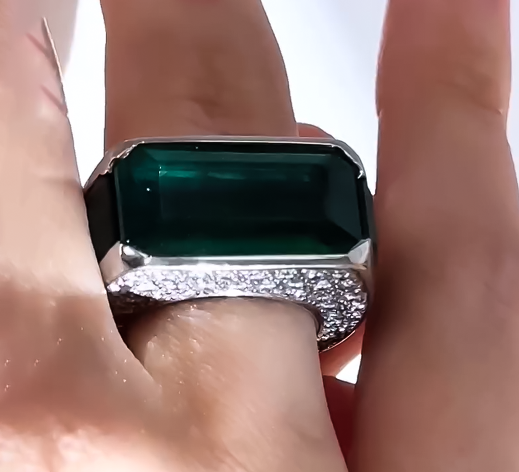 Fashion 20 ctw Emerald Cut Emerald Full Set Ring for Men and Women -JOSHINY