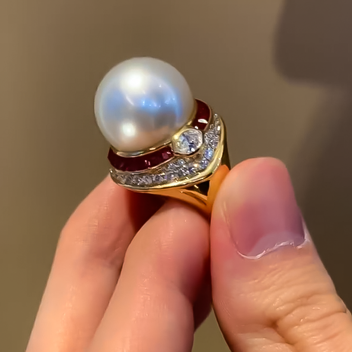 Vintage 7 ctw Pearl & Ruby Elegant Ring -JOSHINY