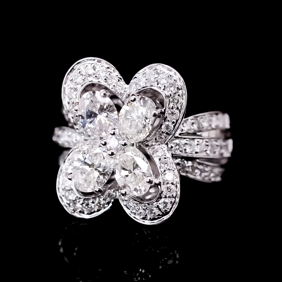 Elegant 3 ctw Pear & Round Cut White Gemstone Clover Ring -JOSHINY