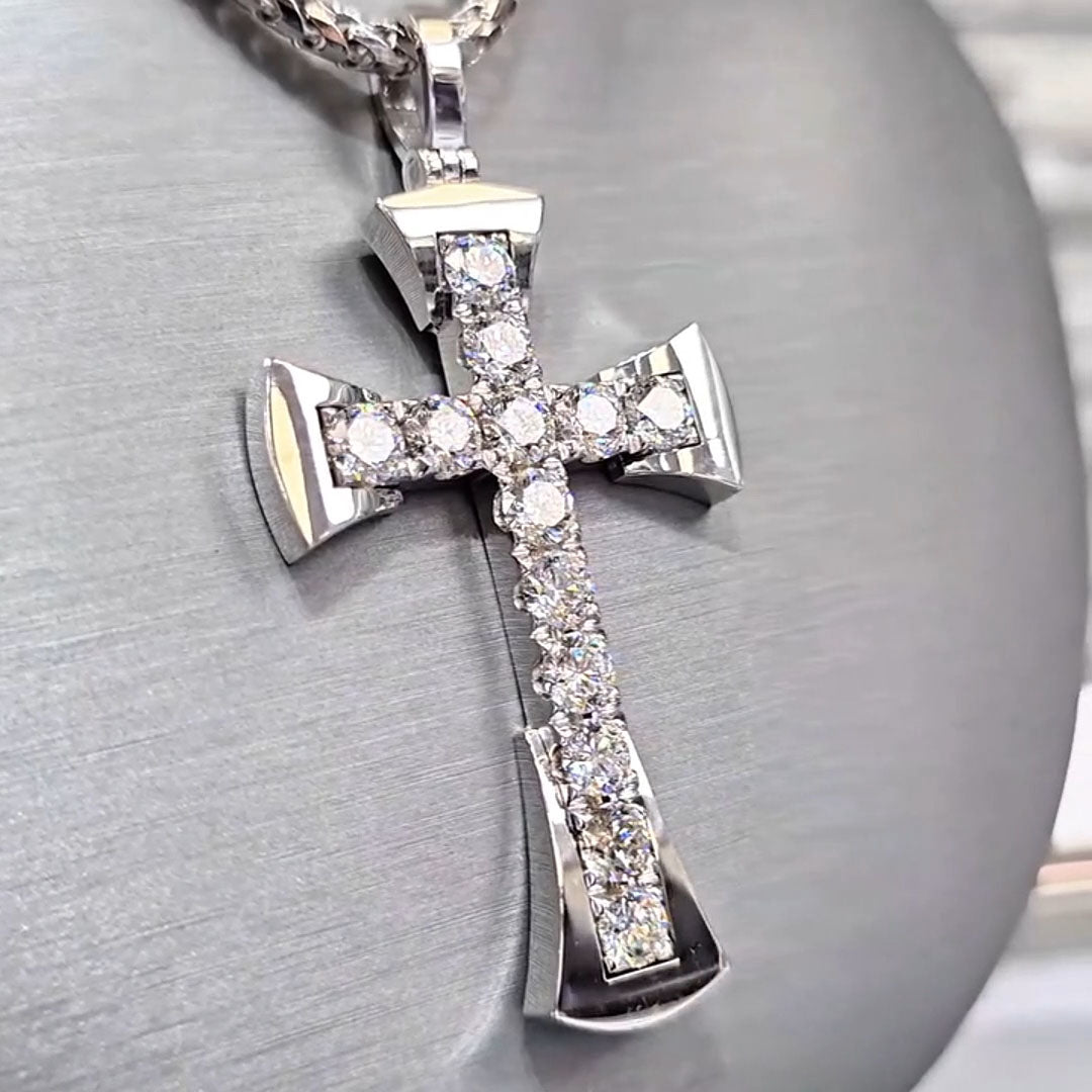【TATIANA】Clear Cross Pendant Necklace★送料無料★2色 Fashion Jewelry Gold Or Silver CZ Cross Pendant Necklace TK1