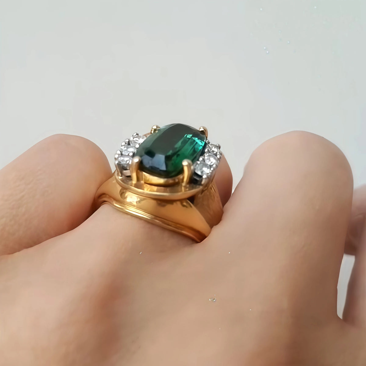 https://jomalls.oss-cn-hangzhou.aliyuncs.com/console/product/2609/28/7s8wjr-wdy6xvr-muknvdwk.jpg