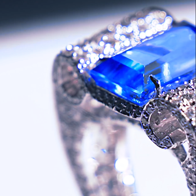 Exquisite 10 ctw Baguette Cut Sapphire Ring -JOSHINY