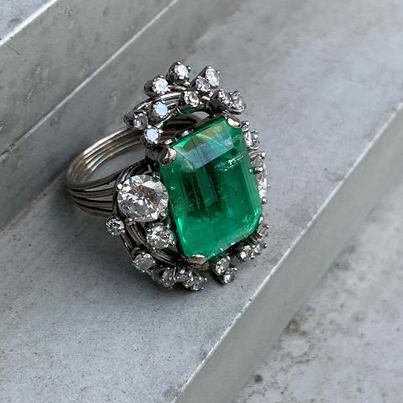 8.0ctw Medieval Style Emerald Gemstone Ring -JOSHINY