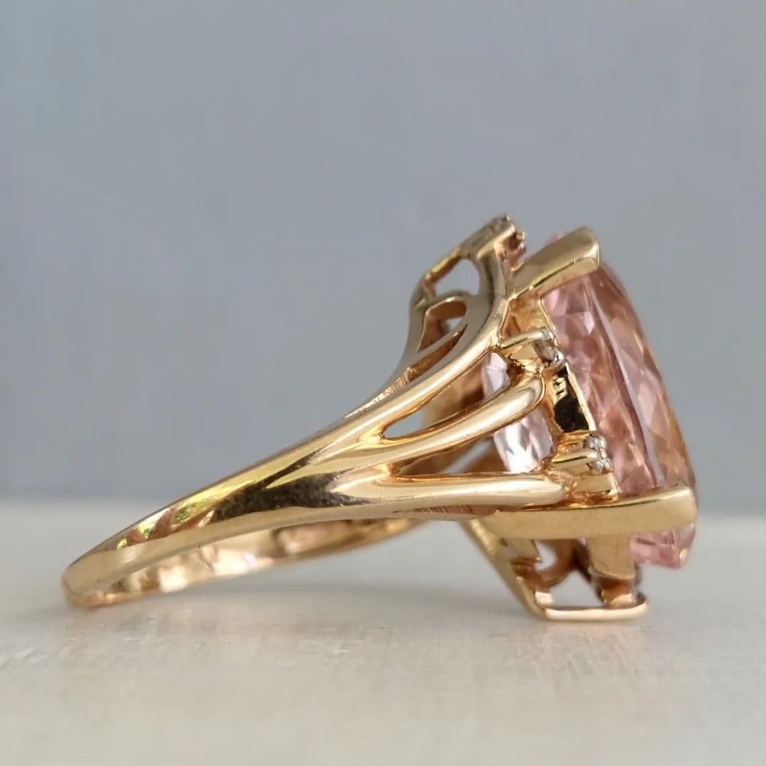 13ct Oval Cut Pink Gemstone Cocktail Ring -JOSHINY