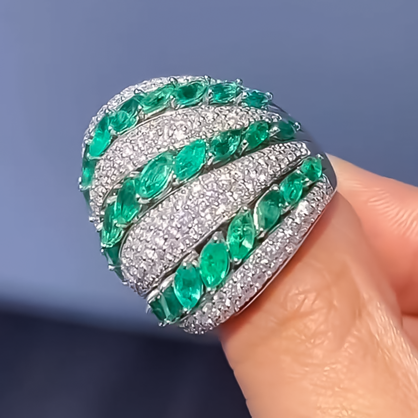 Elegant 6 ctw Marquise & Round Cut Emerald & White Stone Pavé Ring -JOSHINY