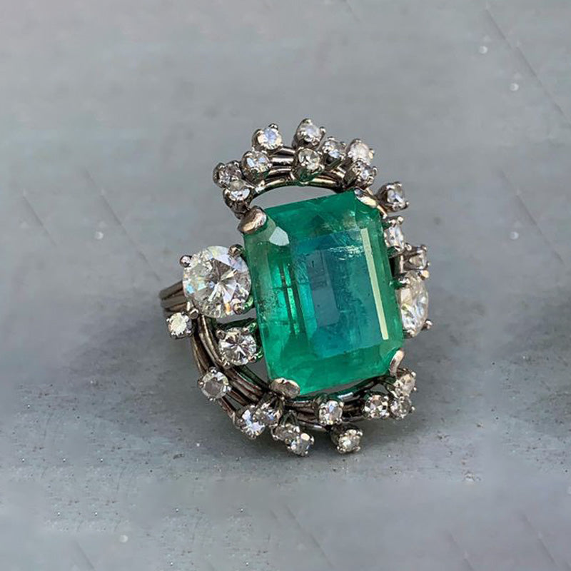 8.0ctw Medieval Style Emerald Gemstone Ring -JOSHINY