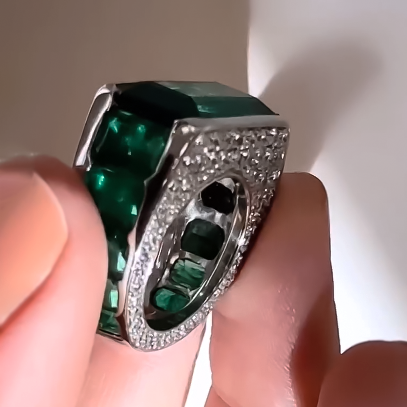 Fashion 20 ctw Emerald Cut Emerald Full Set Ring for Men and Women -JOSHINY