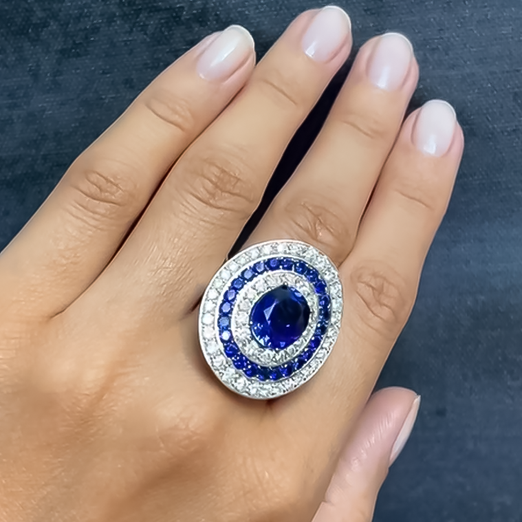 Elegant 3.5 ctw Oval Cut Sapphire Halo Pavé Ring -JOSHINY