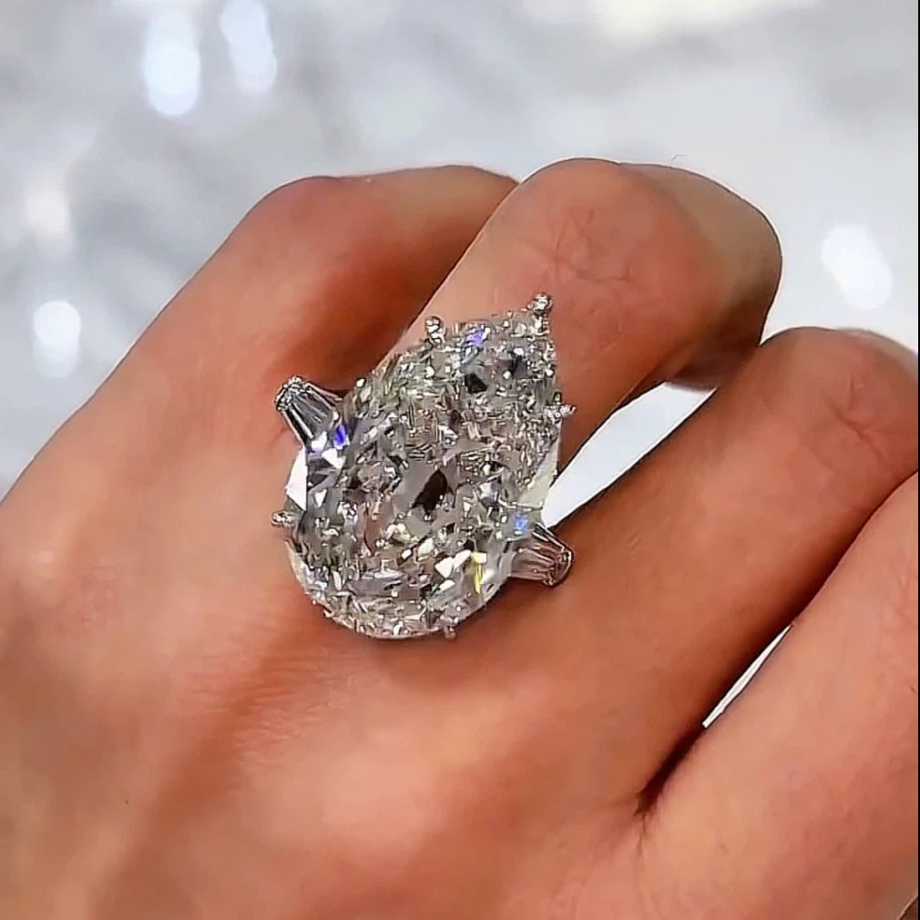 20Ct pear-shaped three-carat engagement ring-JOSHINY